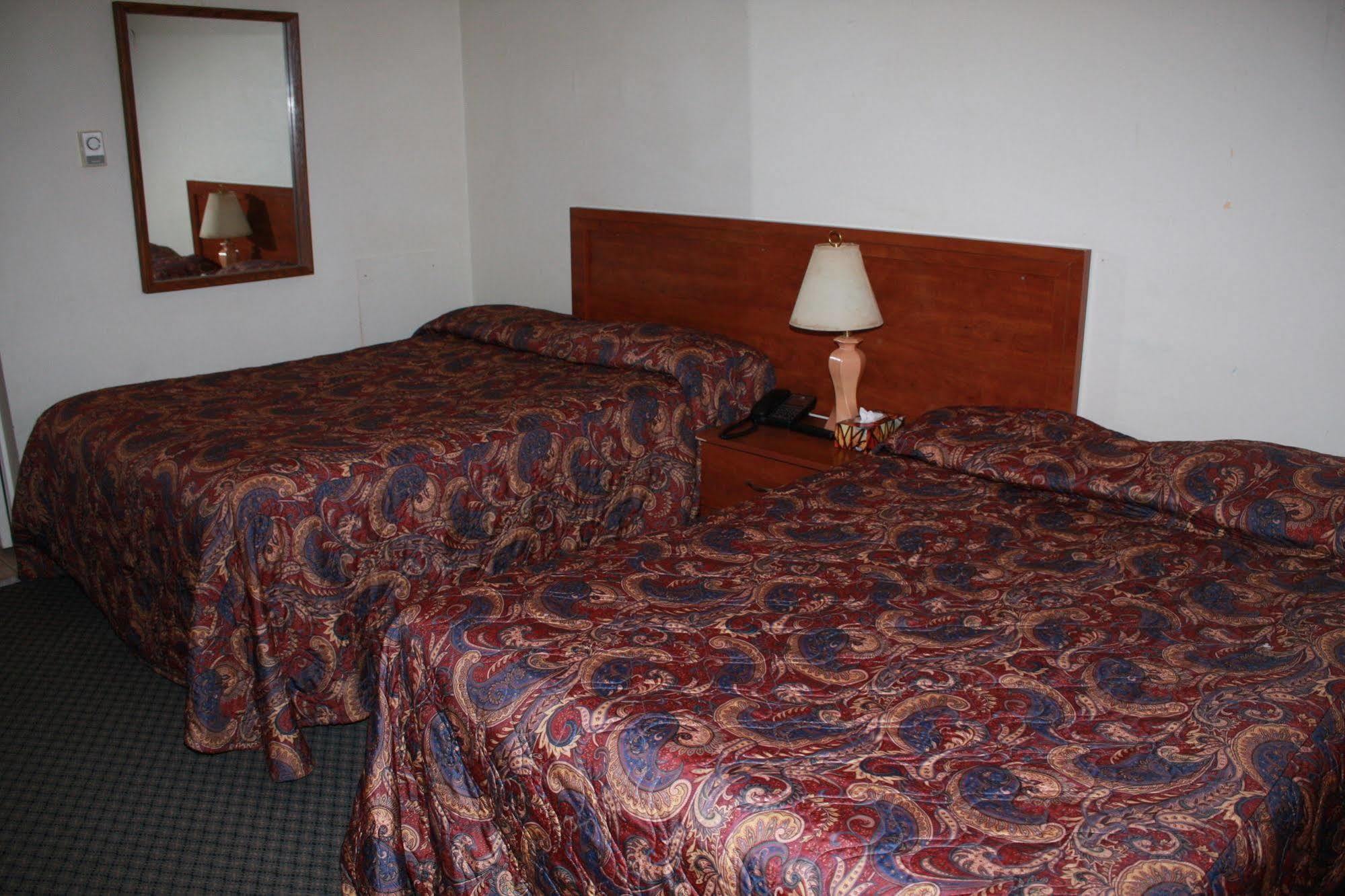 Grand Motel Saint-Hubert Лонгьой Екстер'єр фото